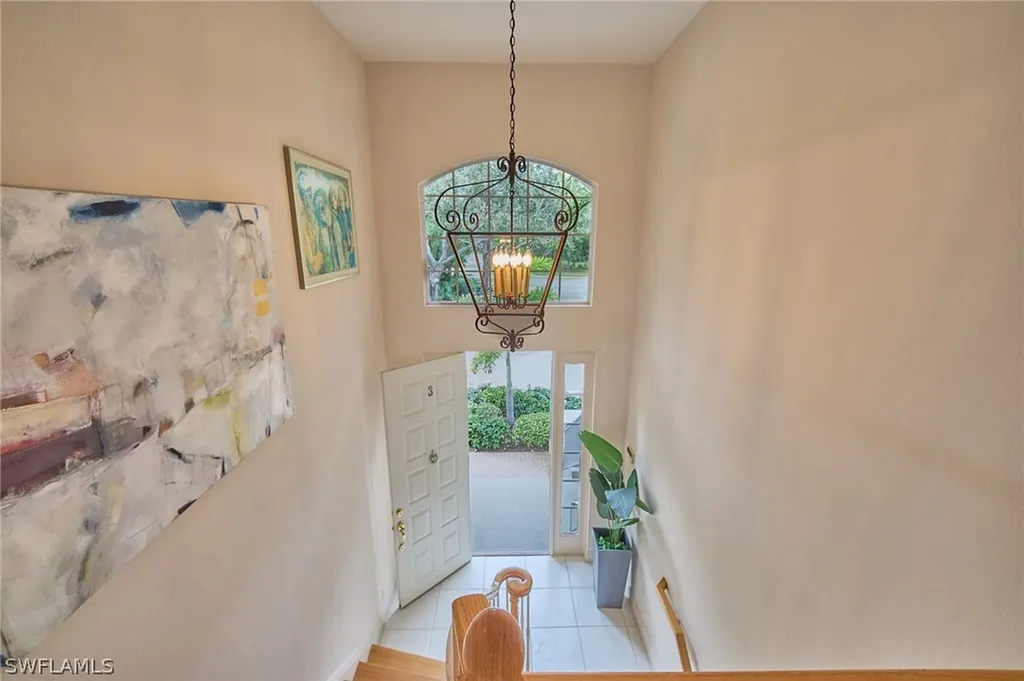 3211 Lancaster Drive Naples FL 34105