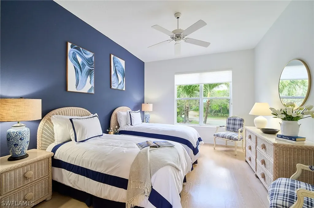 3211 Lancaster Drive Naples FL 34105