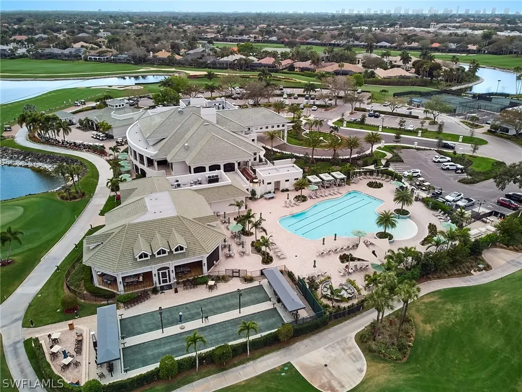 3211 Lancaster Drive Naples FL 34105