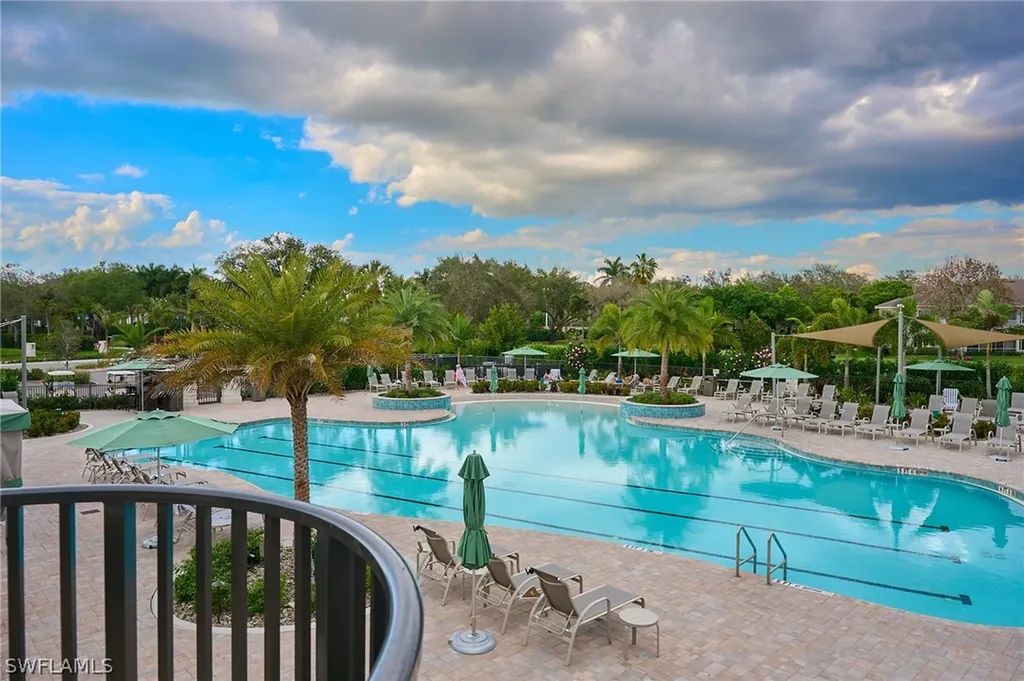 3211 Lancaster Drive Naples FL 34105