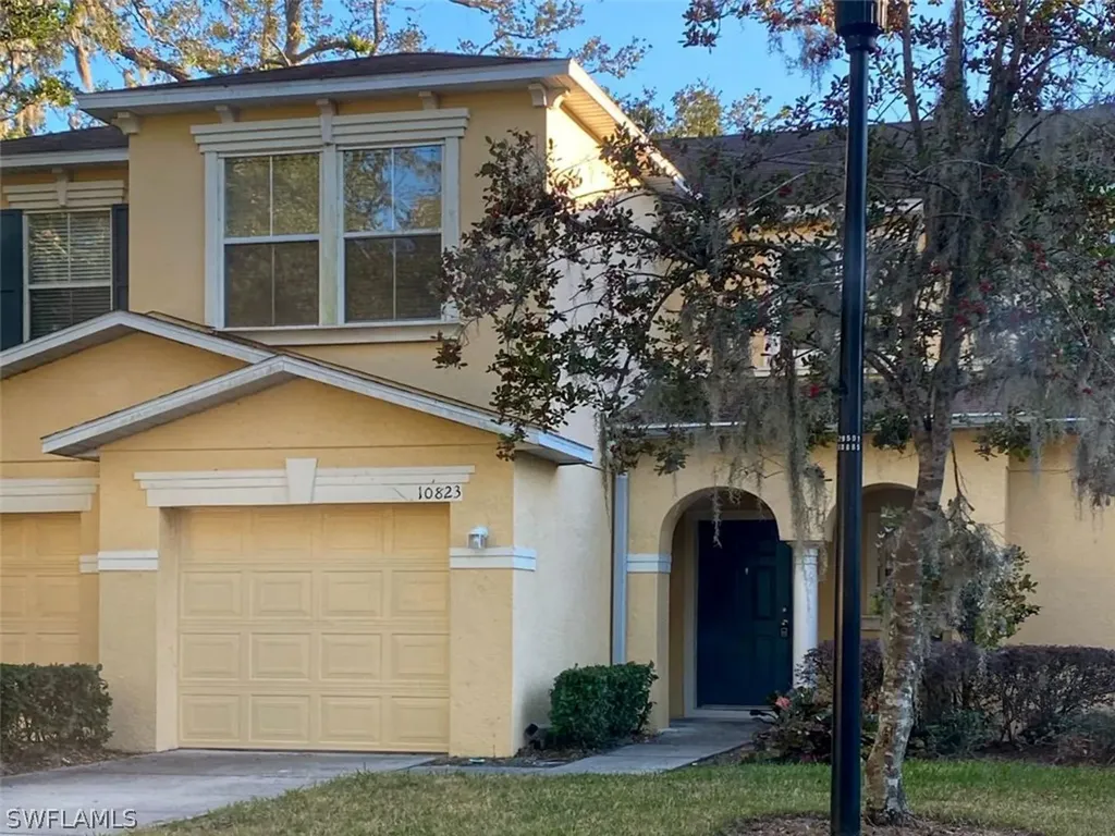 10823 Great Carlisle Court Riverview FL 33578