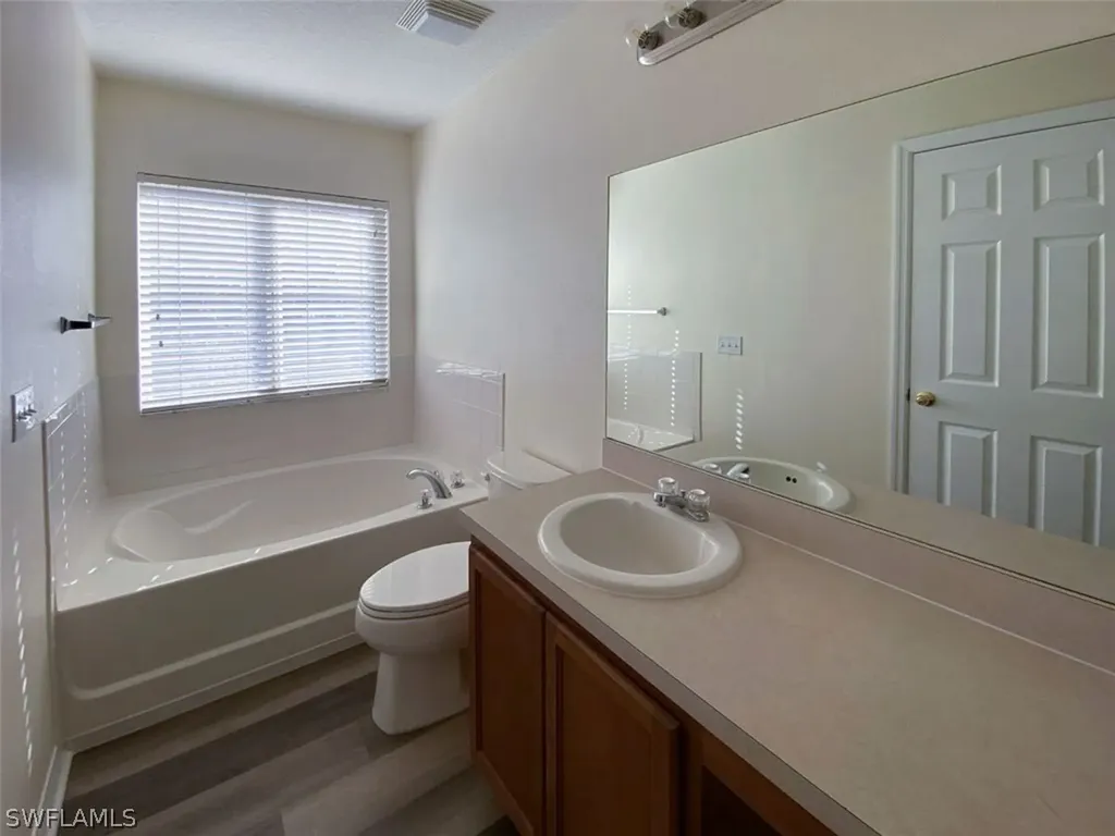 10823 Great Carlisle Court Riverview FL 33578