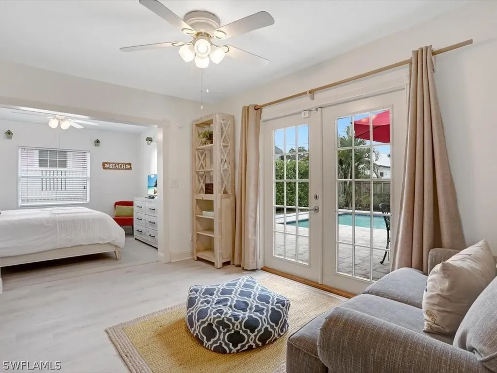856 98th Avenue N Naples FL 34108