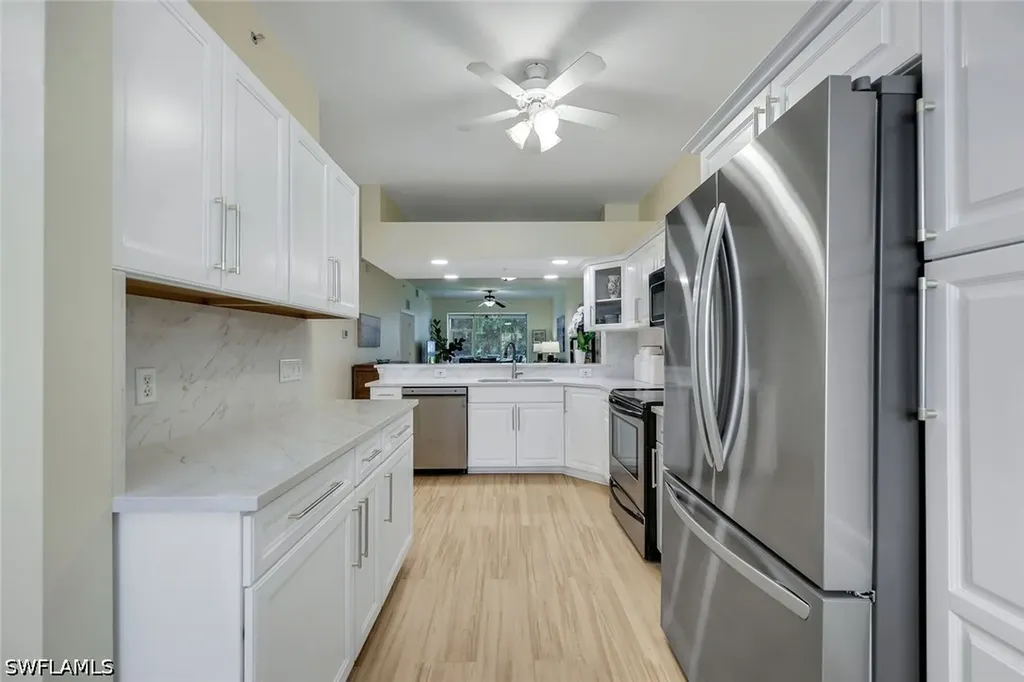 2350 Hidden Lake Court Naples FL 34112