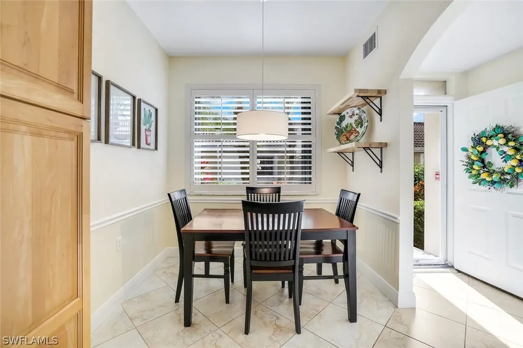 2350 Hidden Lake Court Naples FL 34112