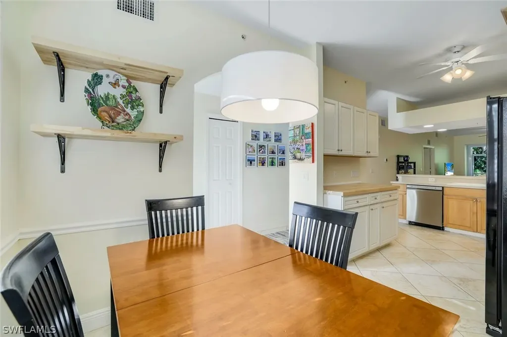 2350 Hidden Lake Court Naples FL 34112