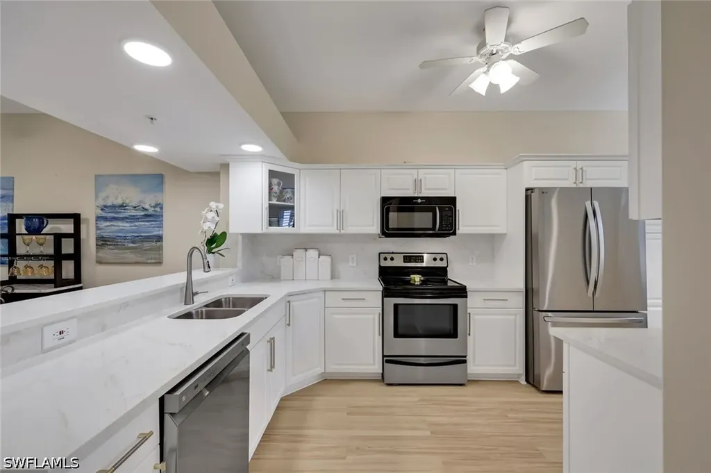 2350 Hidden Lake Court Naples FL 34112