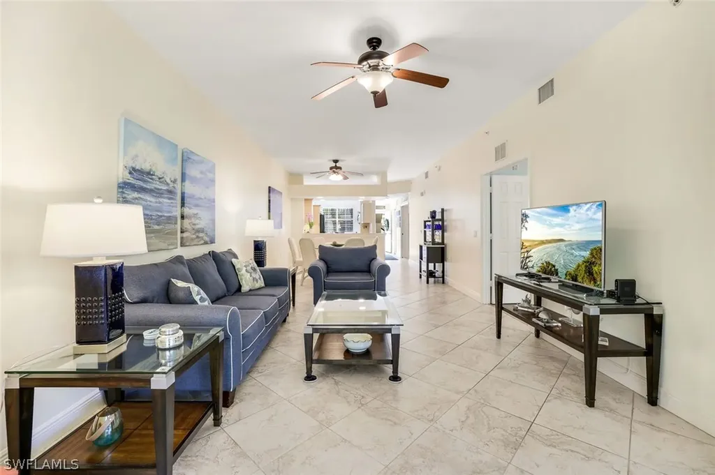 2350 Hidden Lake Court Naples FL 34112