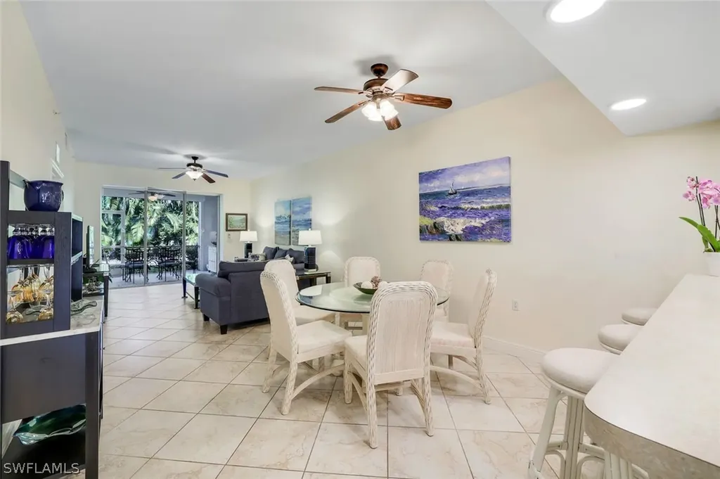 2350 Hidden Lake Court Naples FL 34112