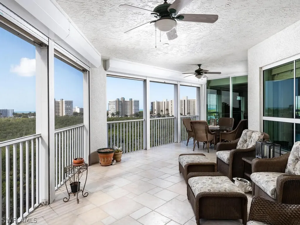 295 Grande Way Naples FL 34110