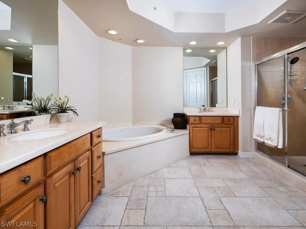 295 Grande Way Naples FL 34110