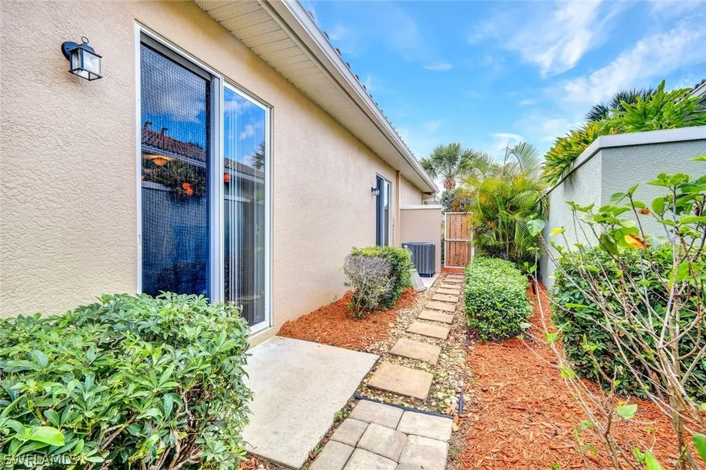 9359 Trieste Drive Fort Myers FL 33913