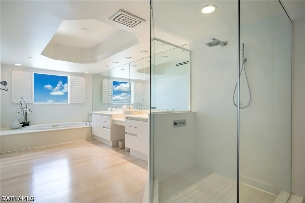 8473 Bay Colony Drive Naples FL 34108