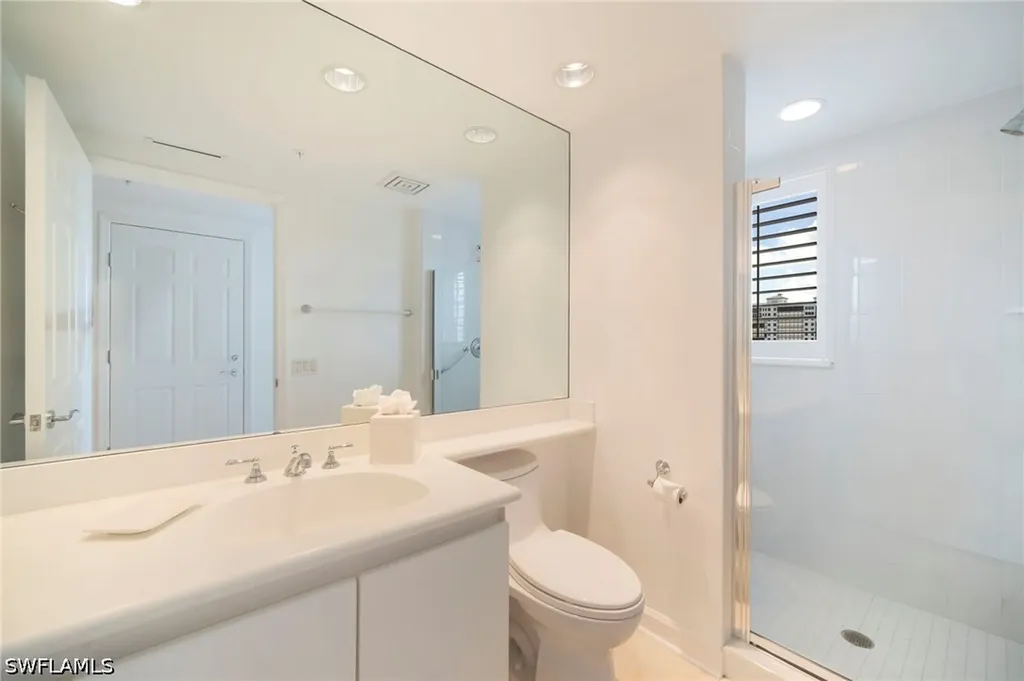 8473 Bay Colony Drive Naples FL 34108