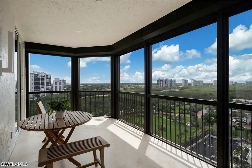 8473 Bay Colony Drive Naples FL 34108