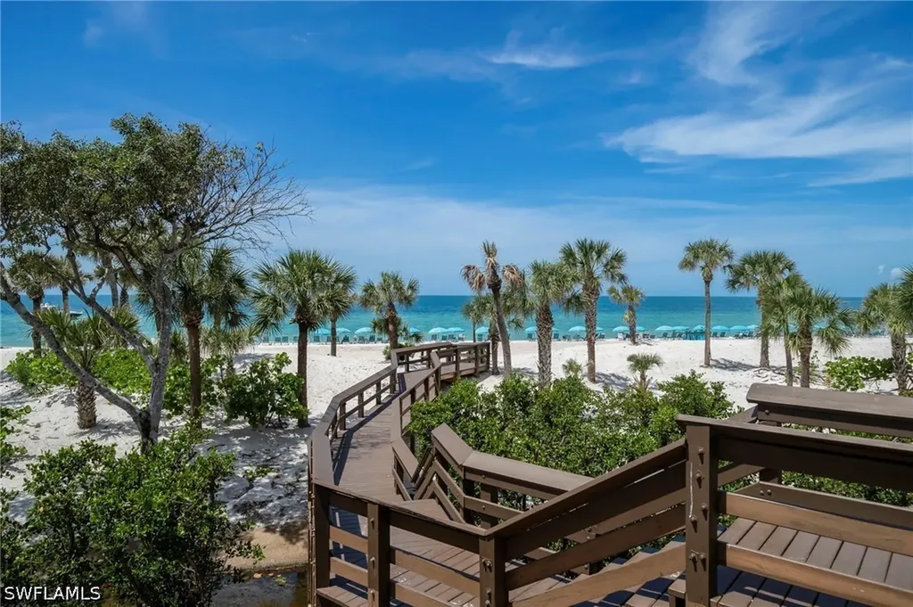 8473 Bay Colony Drive Naples FL 34108