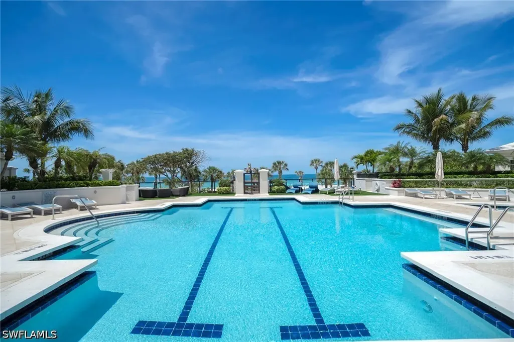 8473 Bay Colony Drive Naples FL 34108