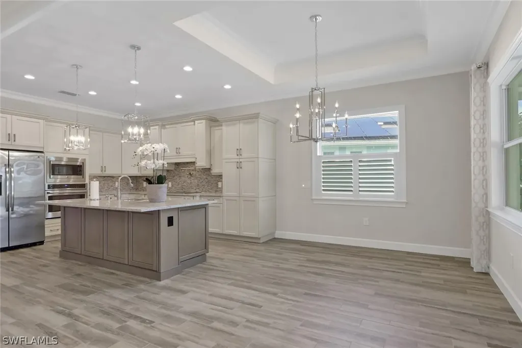 6482 Warwick Avenue Naples FL 34113