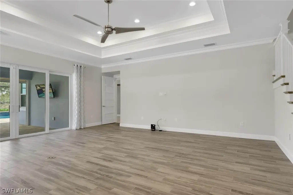 6482 Warwick Avenue Naples FL 34113