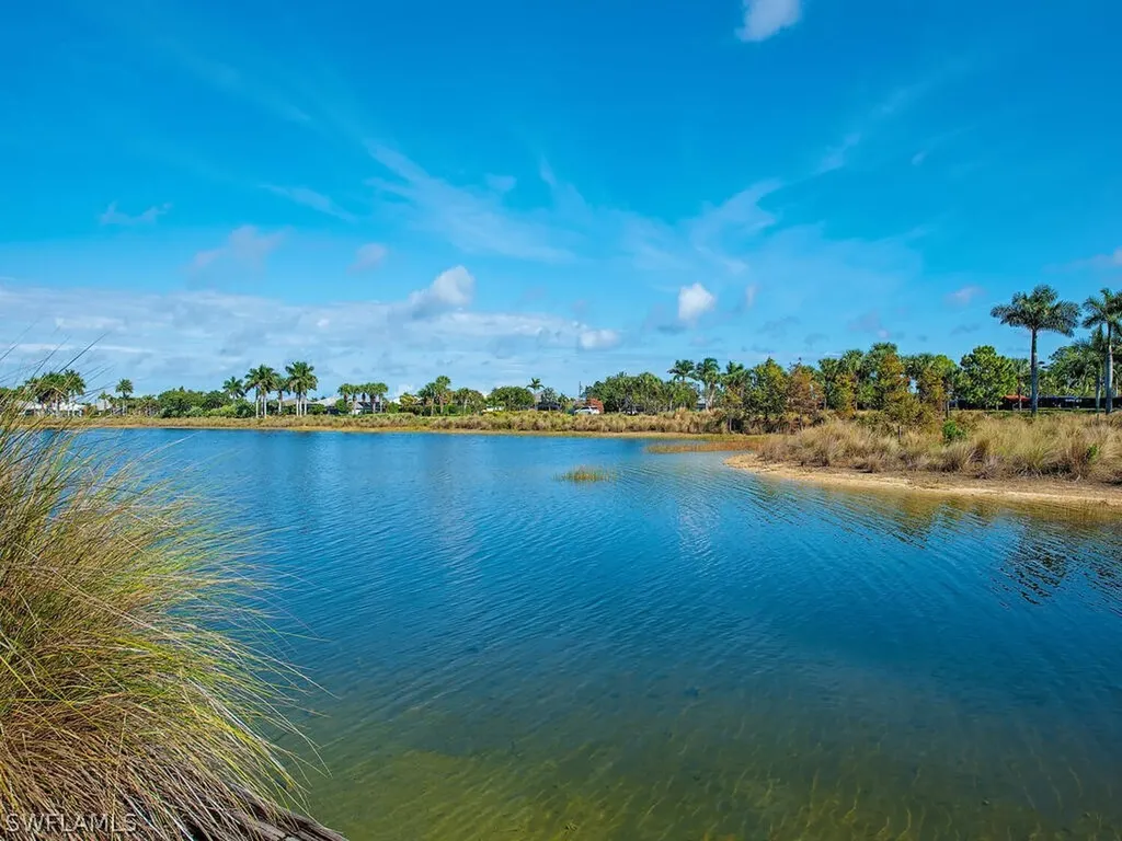 6482 Warwick Avenue Naples FL 34113