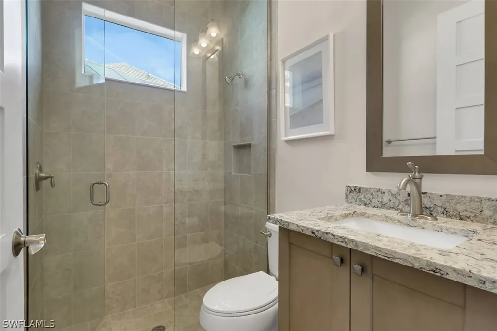 6482 Warwick Avenue Naples FL 34113
