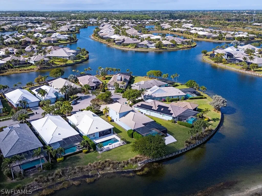 6482 Warwick Avenue Naples FL 34113