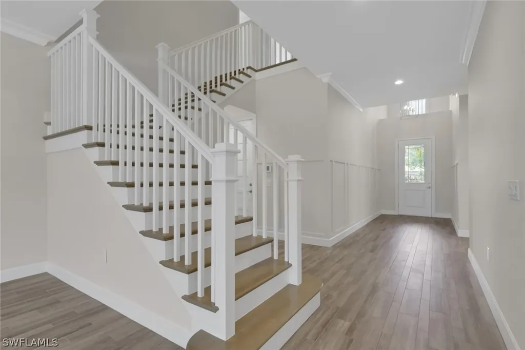 6482 Warwick Avenue Naples FL 34113