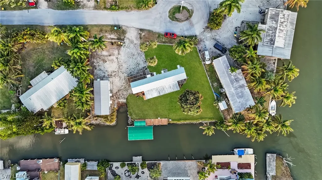 17 Spoonbill Avenue Everglades City FL 34139