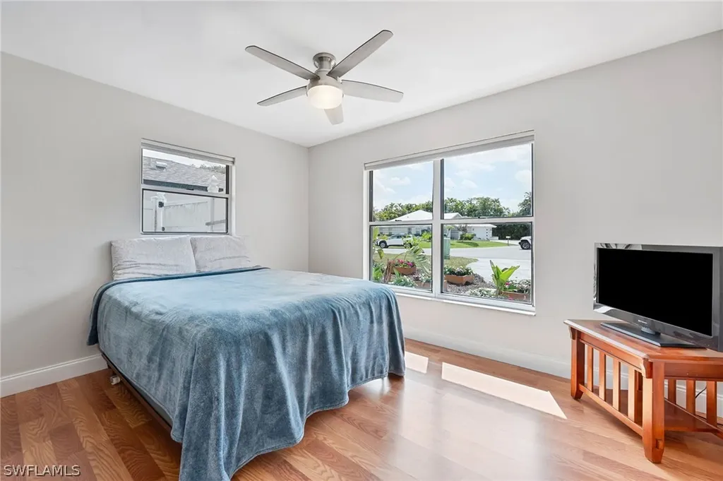 1723 Camelia Lane Naples FL 34105