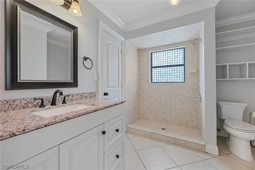 1723 Camelia Lane Naples FL 34105