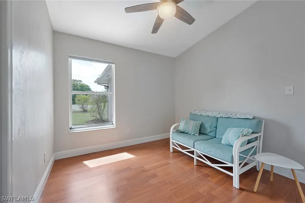 1723 Camelia Lane Naples FL 34105