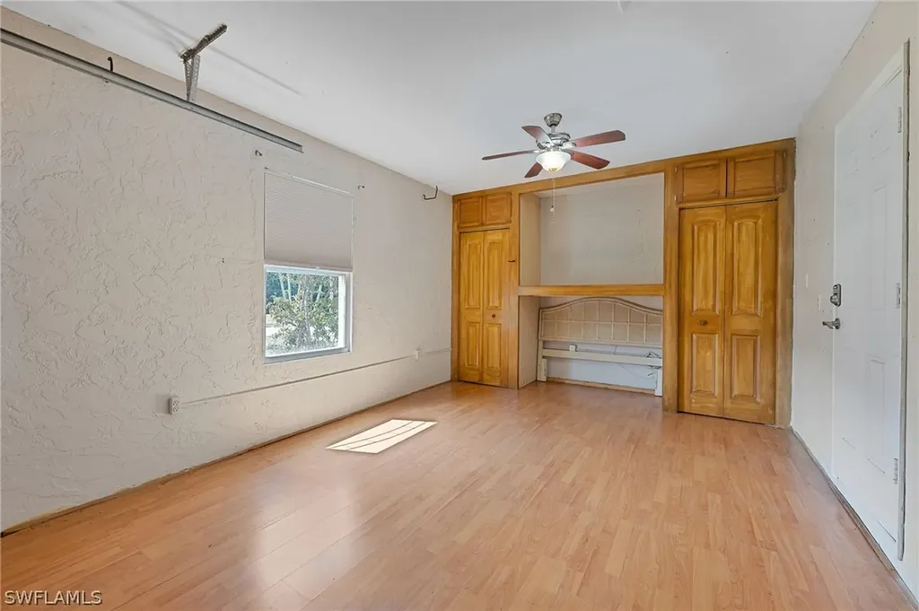 1723 Camelia Lane Naples FL 34105