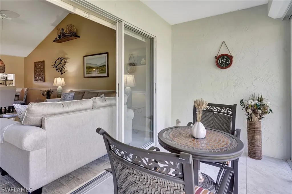 3062 Sandpiper Bay Circle Naples FL 34112