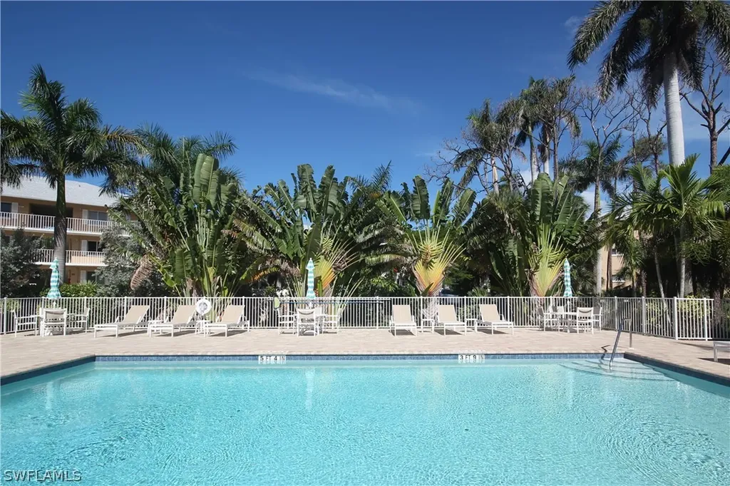 3062 Sandpiper Bay Circle Naples FL 34112