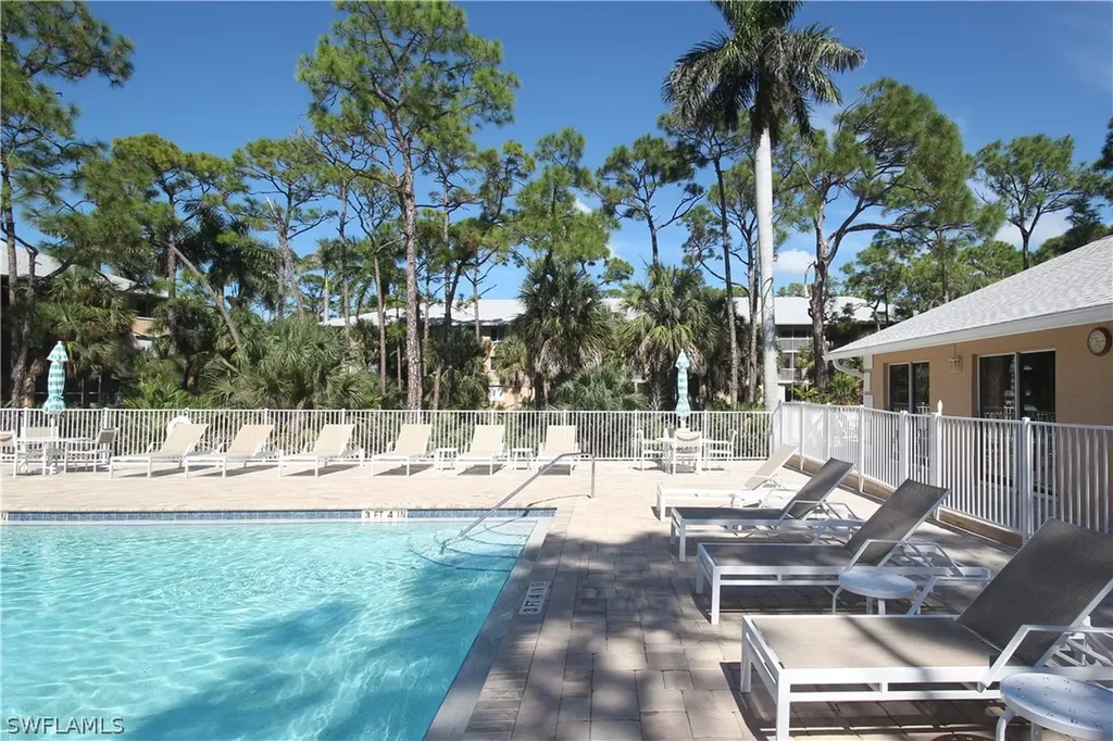 3062 Sandpiper Bay Circle Naples FL 34112