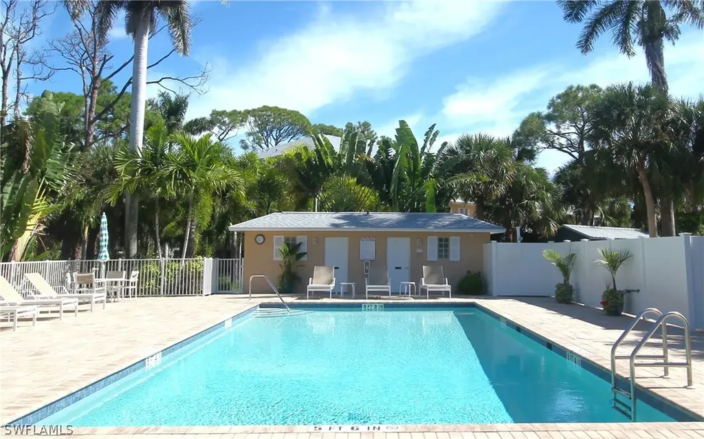 3062 Sandpiper Bay Circle Naples FL 34112