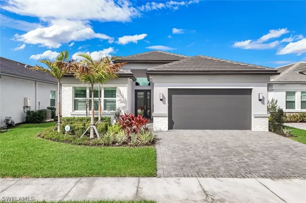 Naples FL, 12255 Bonnet Drive