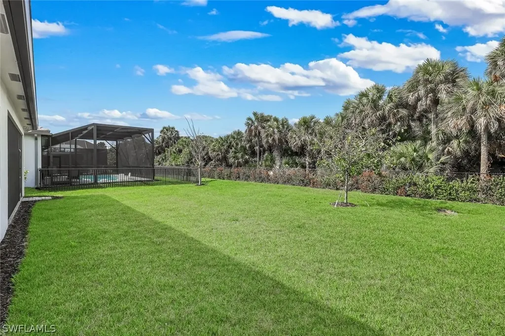 12255 Bonnet Drive Naples FL 34120