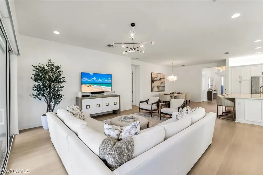 12255 Bonnet Drive Naples FL 34120