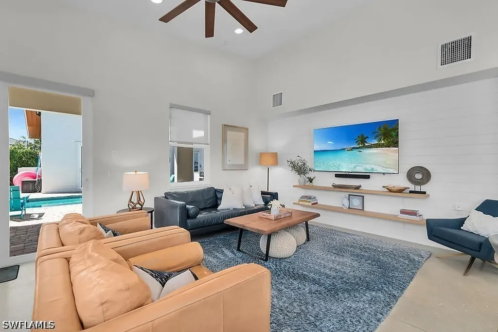 255 Columbus Way Marco Island FL 34145