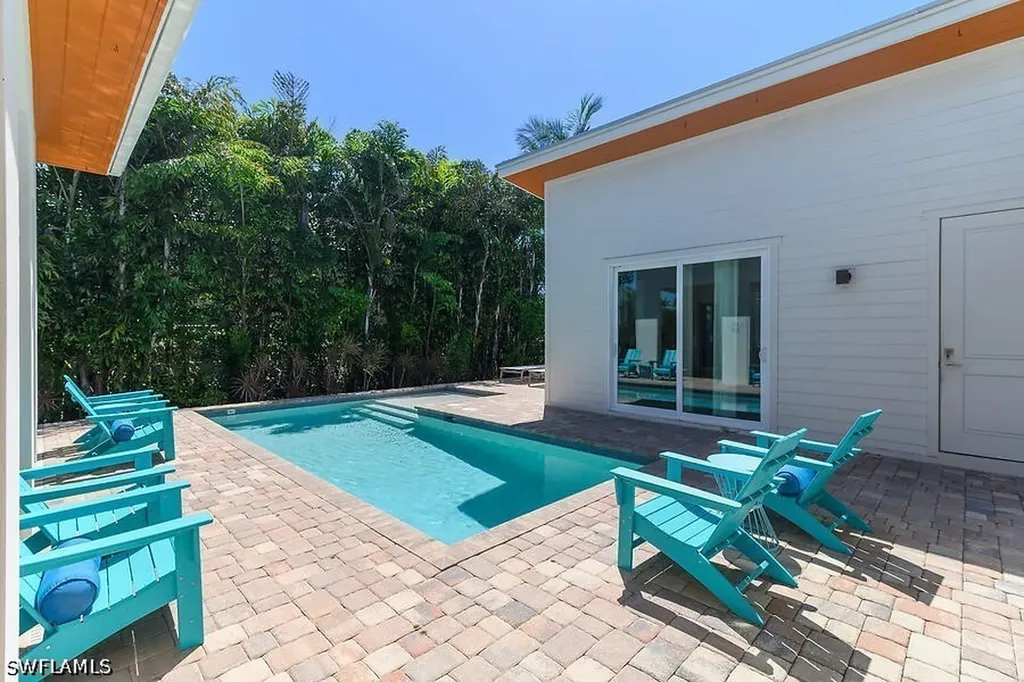 255 Columbus Way Marco Island FL 34145