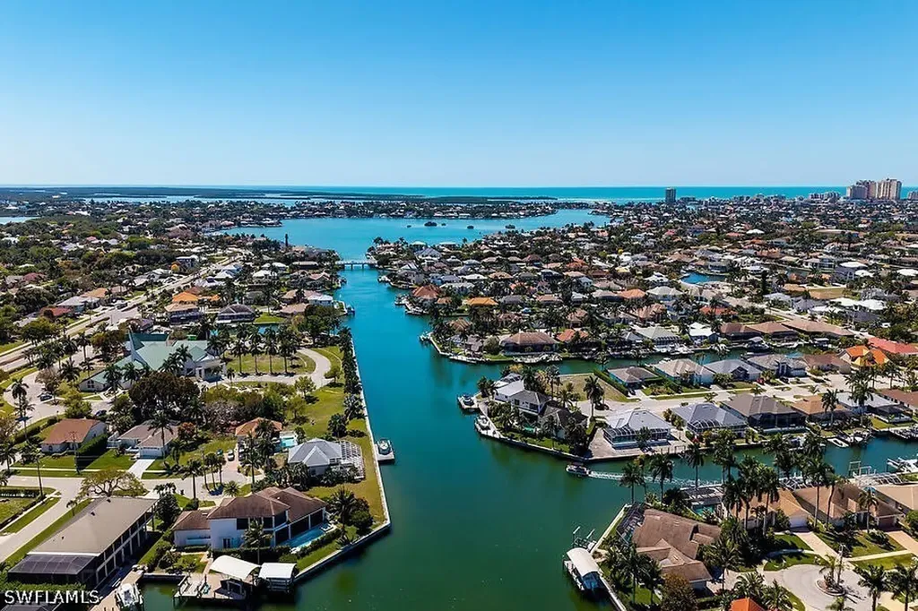255 Columbus Way Marco Island FL 34145