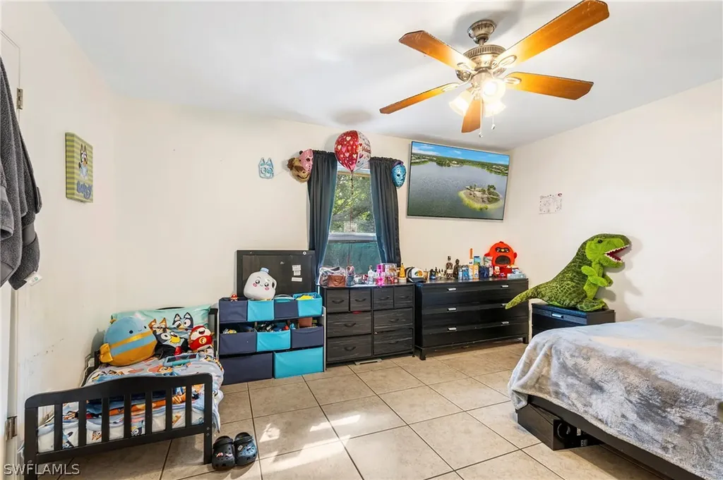 2040 46th Terrace SW Naples FL 34116