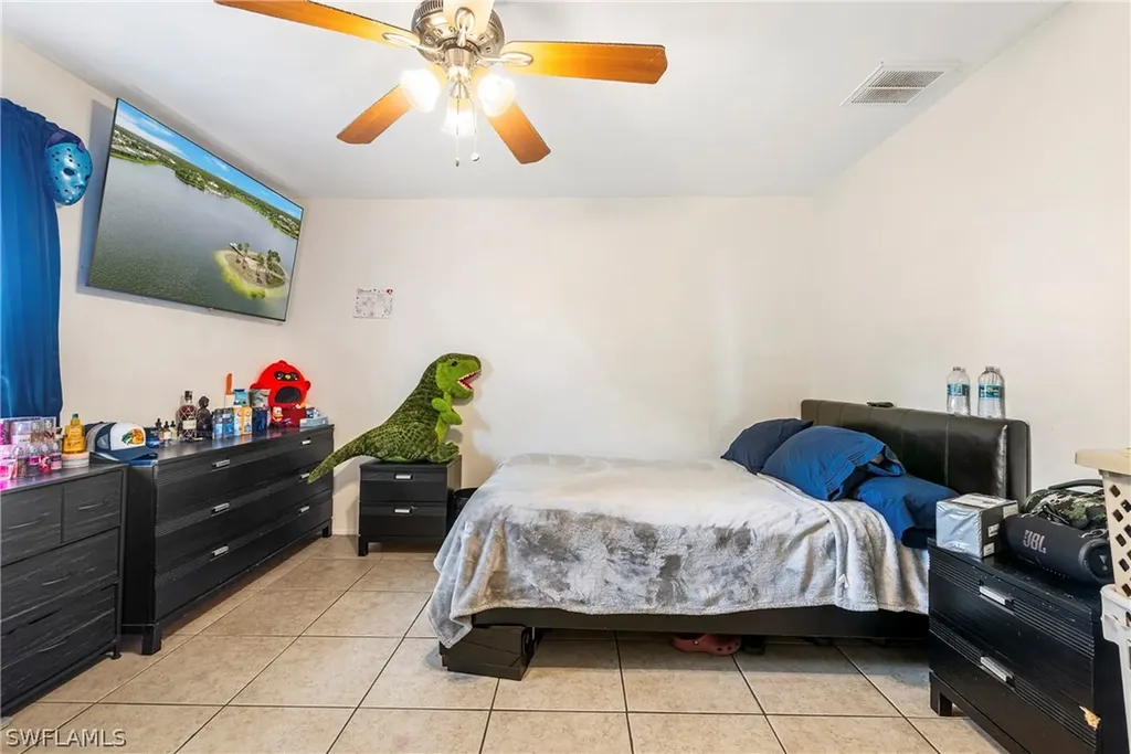 2040 46th Terrace SW Naples FL 34116
