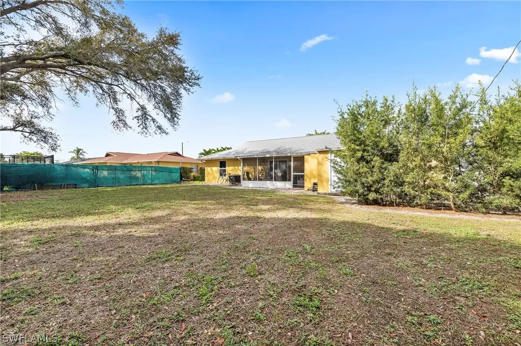 2040 46th Terrace SW Naples FL 34116