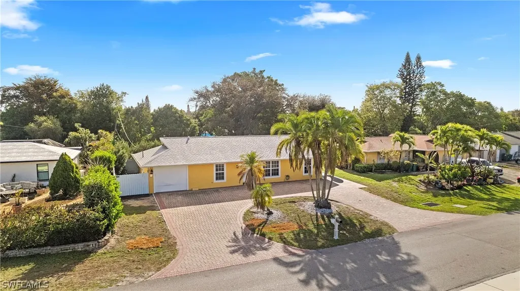 2040 46th Terrace SW Naples FL 34116