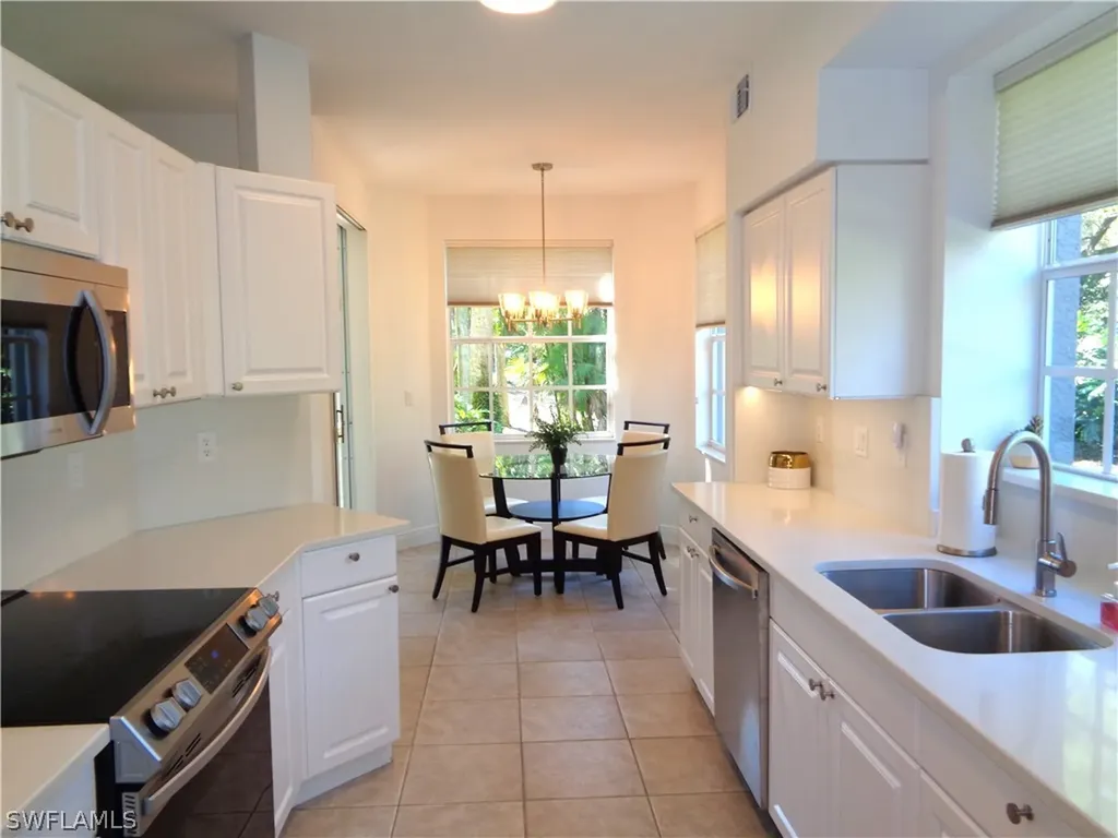 515 Laguna Royale Boulevard Naples FL 34119