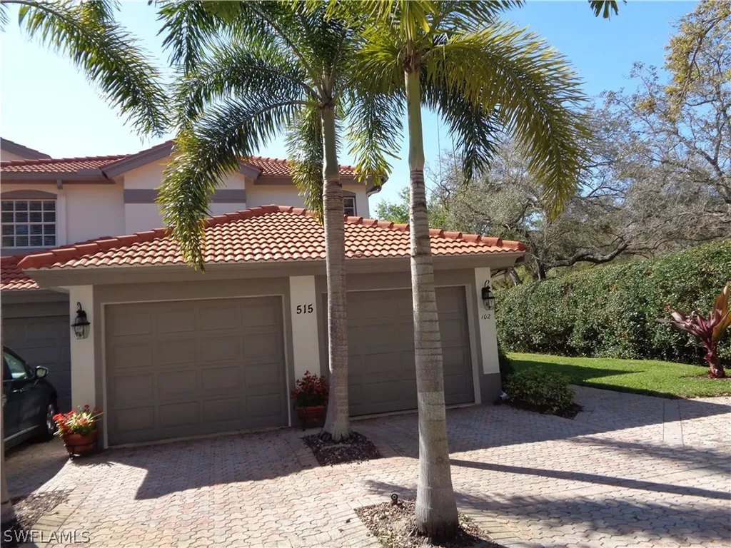 515 Laguna Royale Boulevard Naples FL 34119