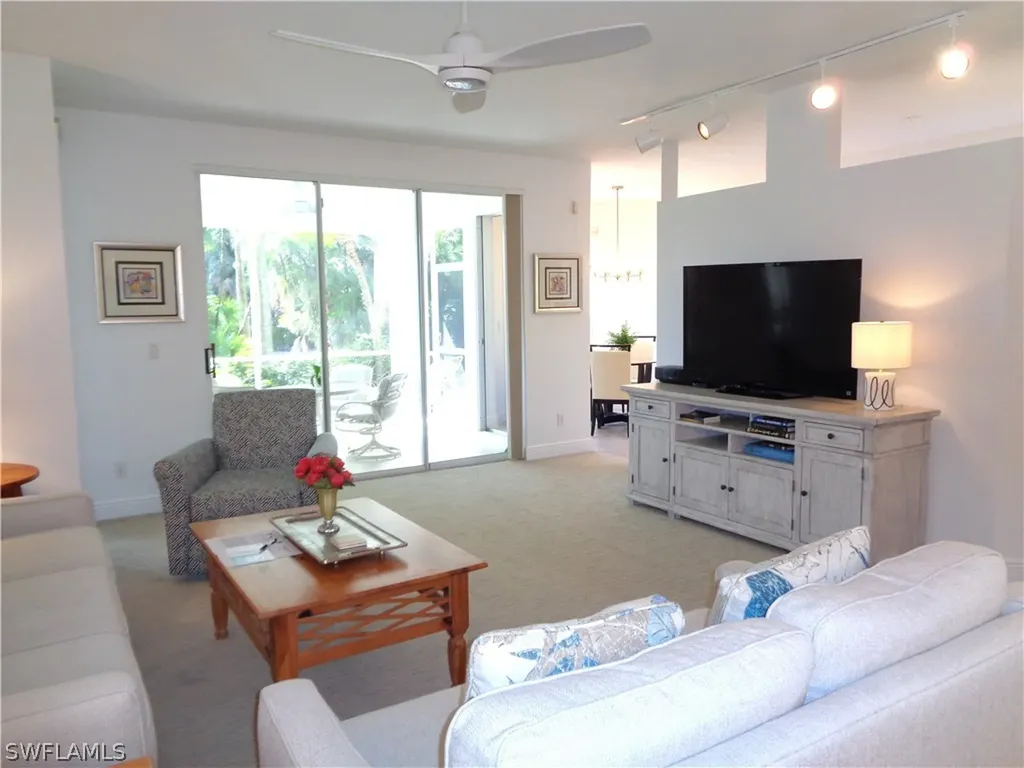 515 Laguna Royale Boulevard Naples FL 34119