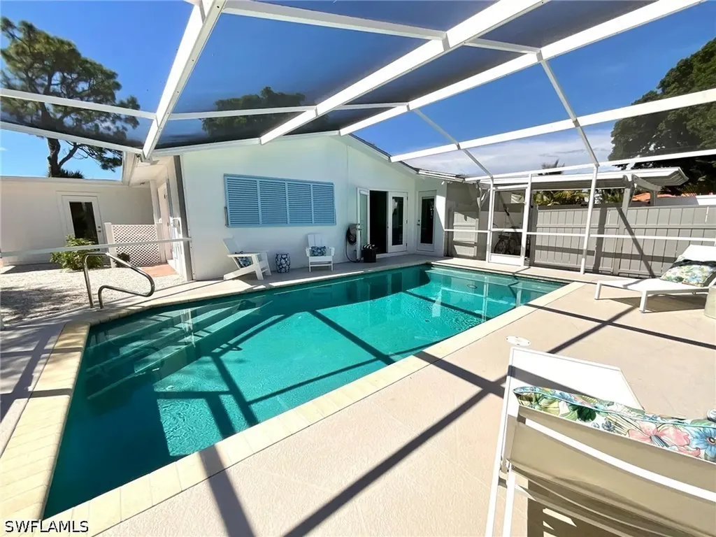 1530 Mandarin Road Naples FL 34102
